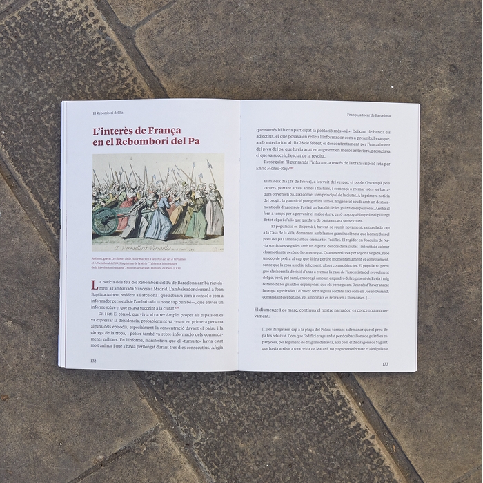Imatge de les pàgines interiors del llibre 'Rebombori del Pa. Barcelona 1789'