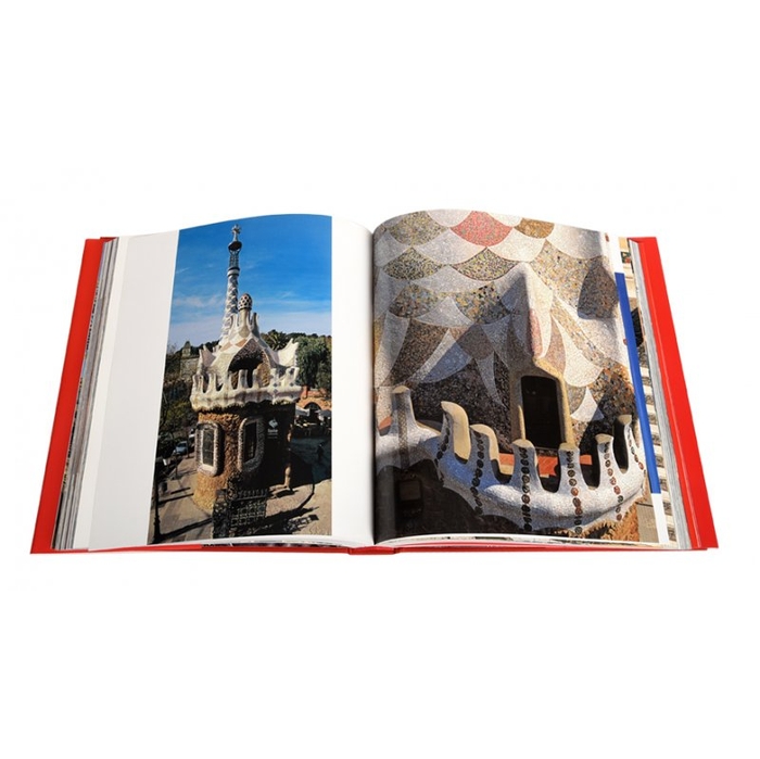 Imatge de les pàgines interiors del llibre 'Gaudí'