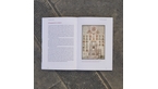 Imatge de les pàgines interiors del llibre 'Rebombori del Pa. Barcelona 1789'