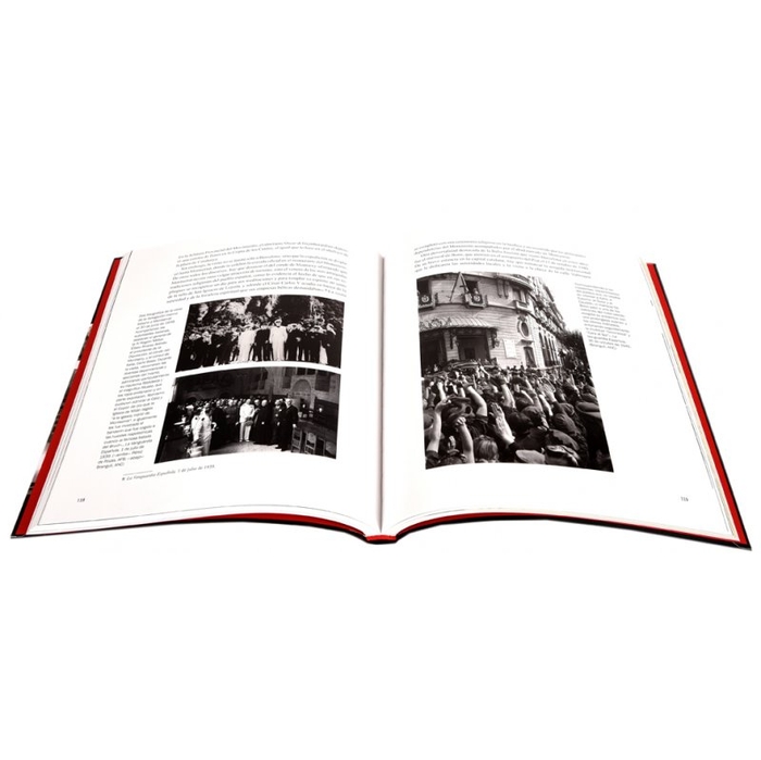 Imatge de les pàgines interiors del llibre 'Nazis en Barcelona'
