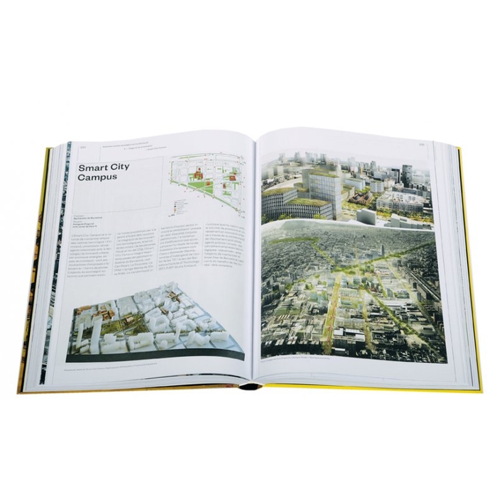 Imatge de les pàgines interiors del llibre 'Plans i projectes per a Barcelona 2011-2015'